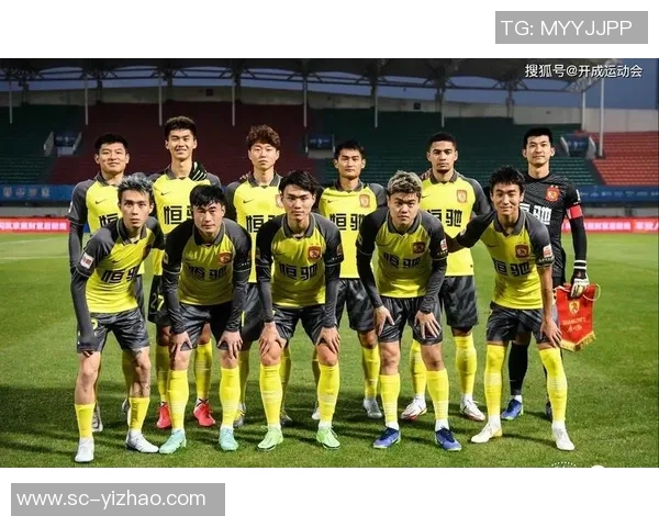 豪门足球风云飞铲背后的故事与传奇球员的奋斗历程